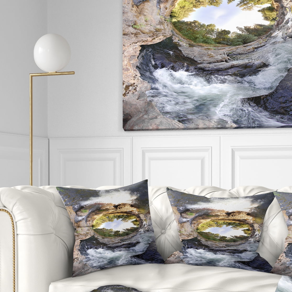 Designart Wild River Tube - Landscape Photography Throw Pillow - 18x18