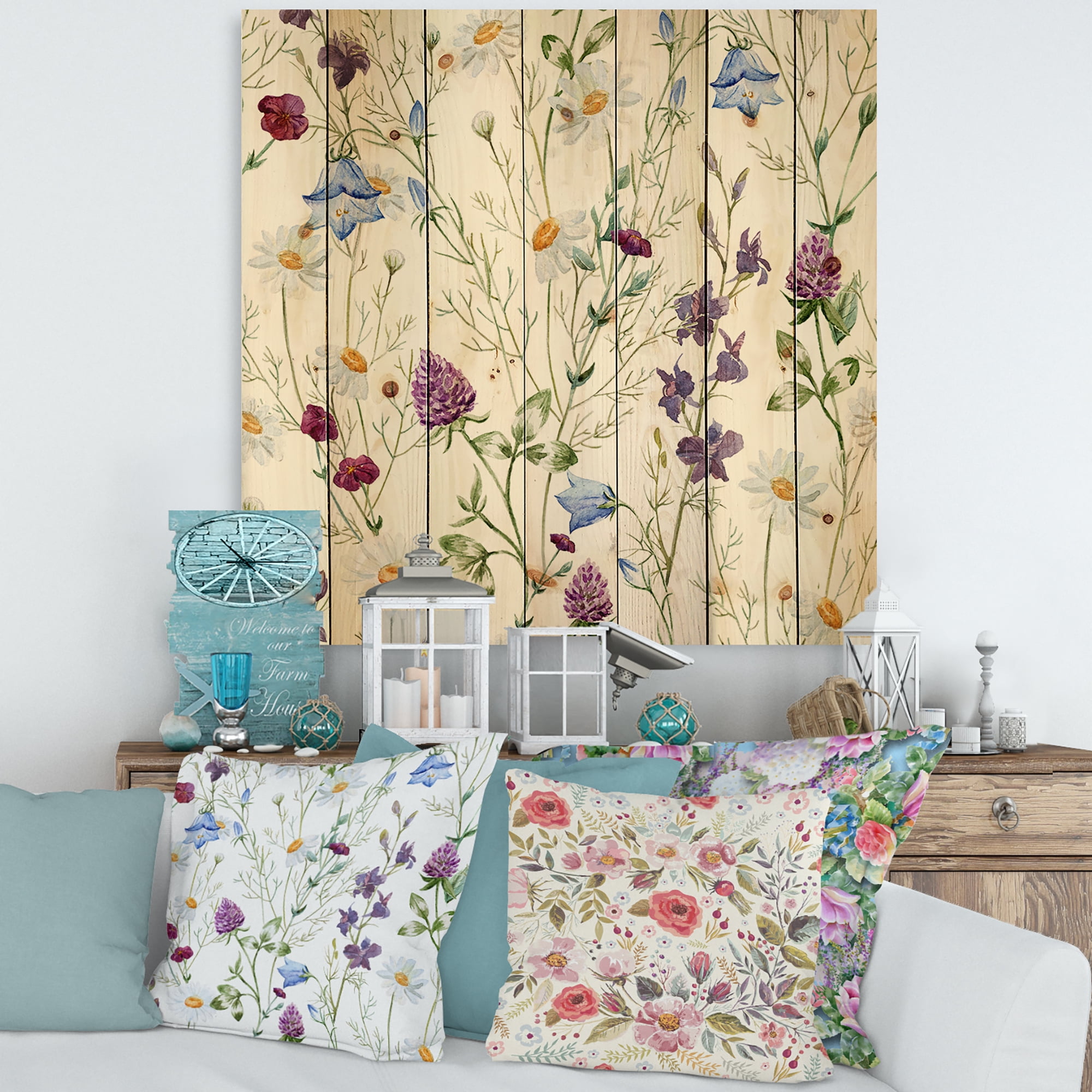 Designart 'Wildflowers Clover Bell and Chamomile I' Traditional Print on Natural Pine Wood