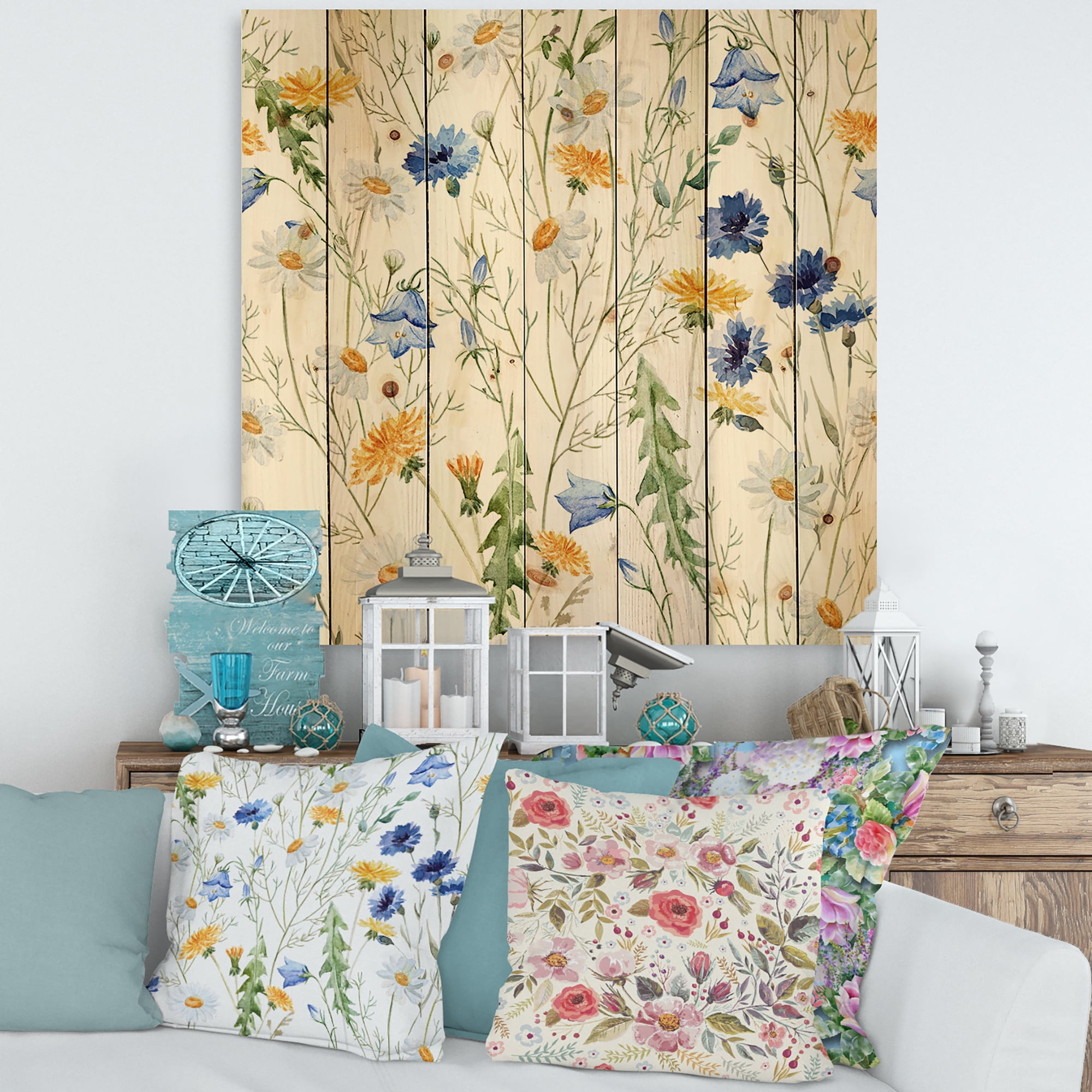 Designart 'Wildflowers Clover Bell and Chamomile II' Traditional Print on Natural Pine Wood