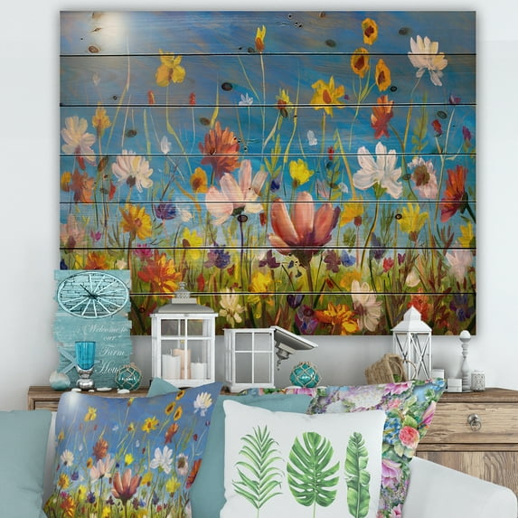 Designart 'Wildflowers and Daisies In Summer Garden Field II' Traditional Print on Natural Pine Wood
