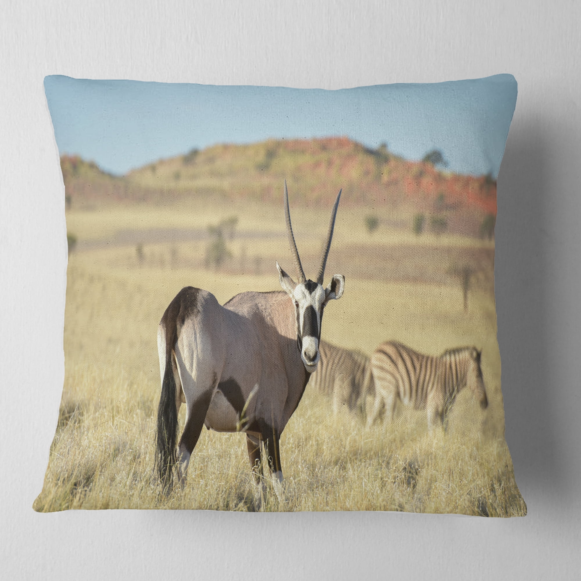 Designart Wildlife in Namibia Grassland - African Throw Pillow - 16x16