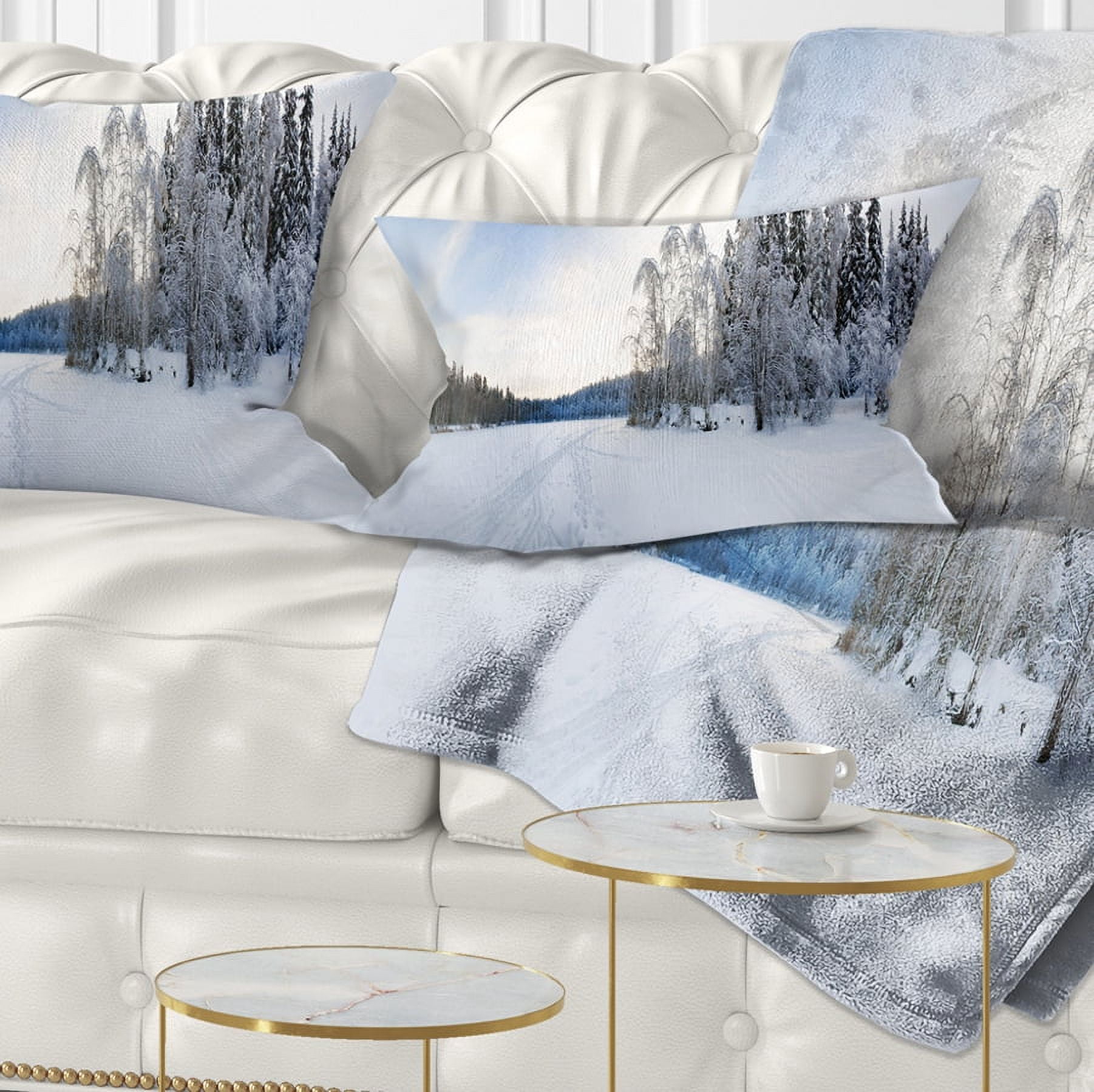Designart Winter Field Landscape - Photography Throw Pillow - 12x20