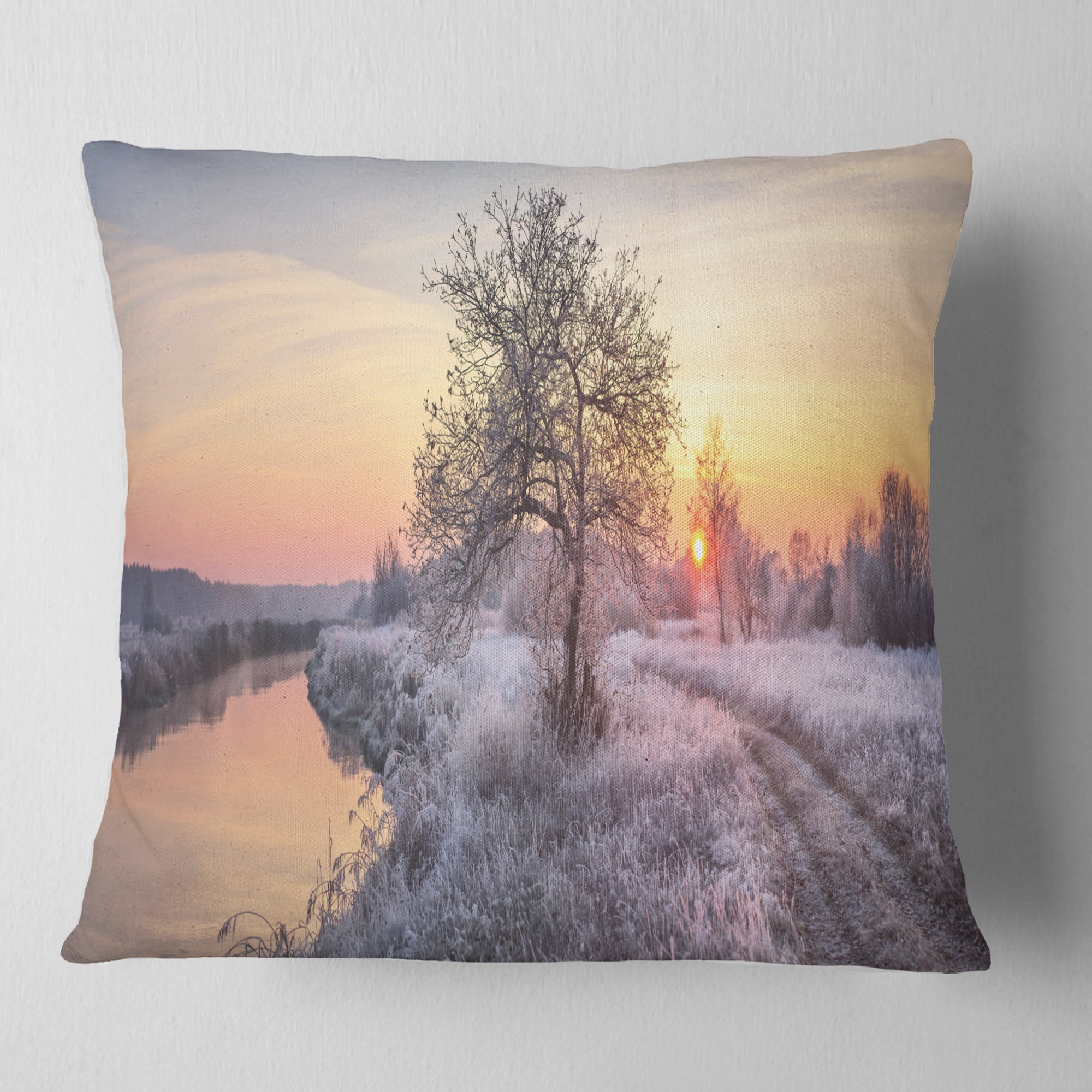 Designart Winter Sunrise over Frosty Field - Landscape Printed Throw Pillow - 16x16