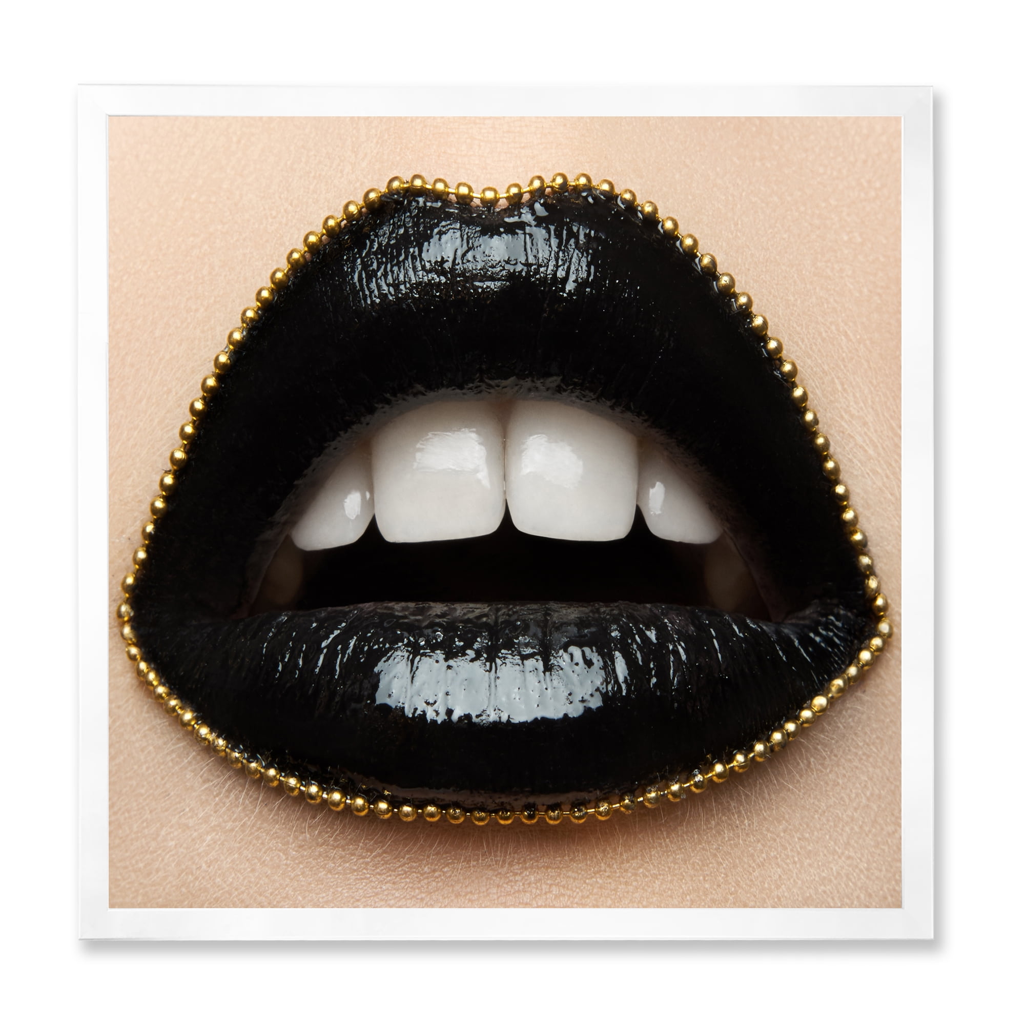 Designart 'Woman Lips With Black Lipstick & A Gold Chain' Modern Framed Art Print