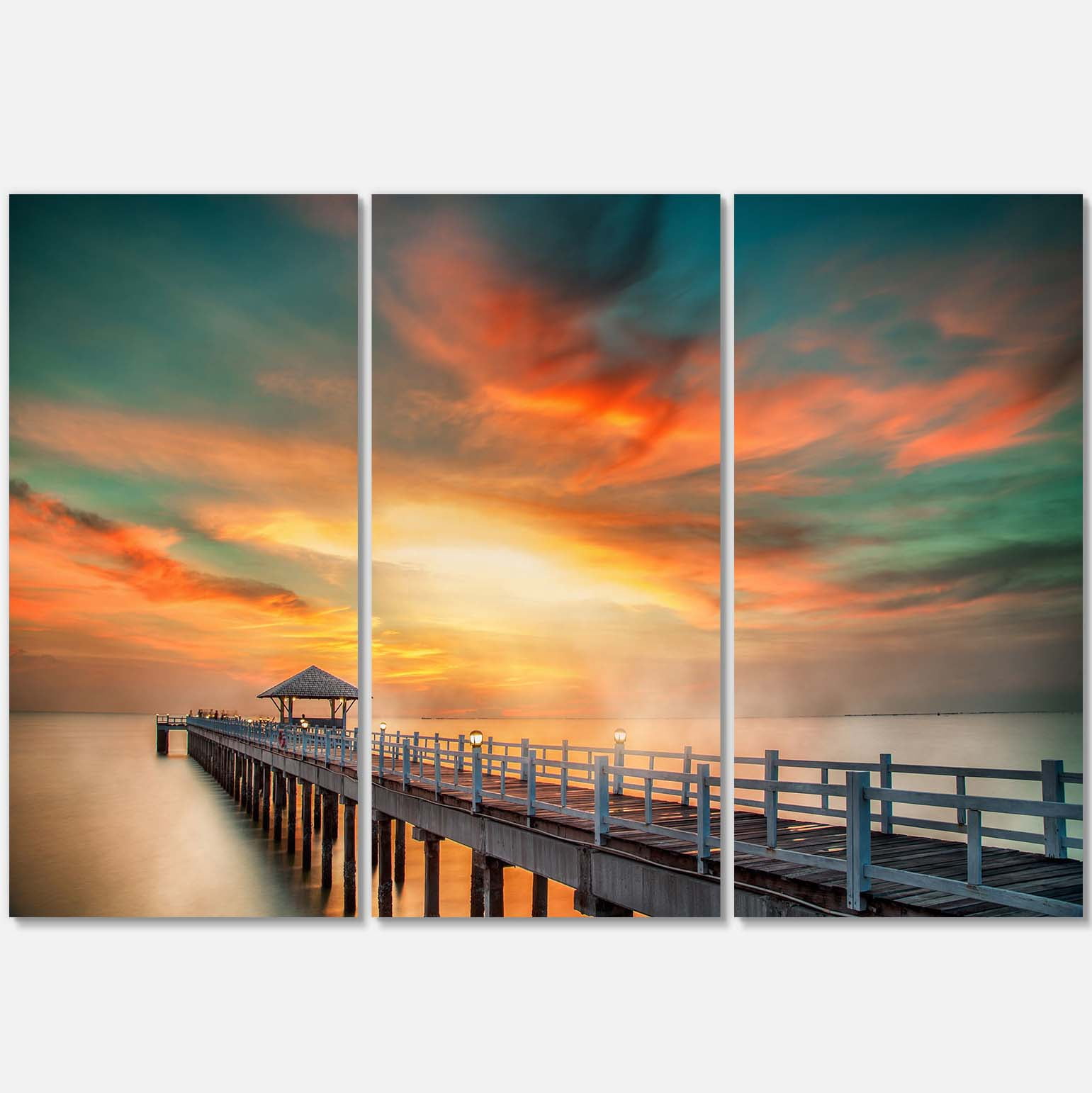 Designart 'Wooden Pier ' Landscape Photo Canvas Art Print