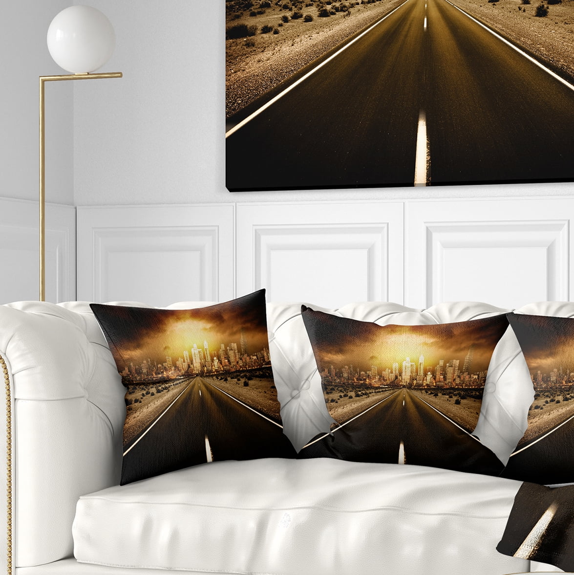 Designart World s End - Landscape Photography Throw Pillow - 18x18