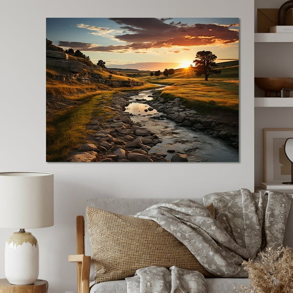 Designart "Yellow Green Nebraska horizon Prairies" Landscapes Canvas Print