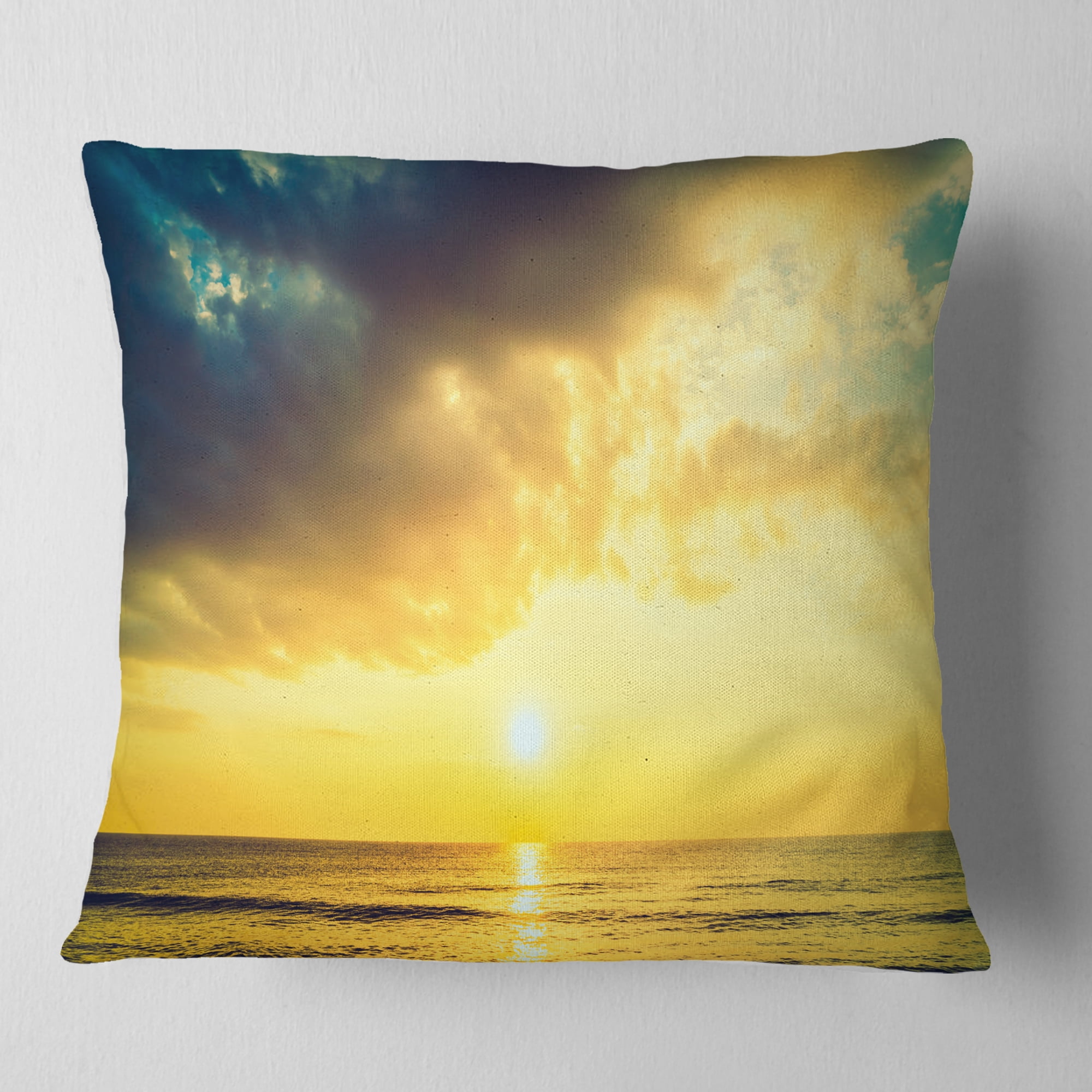 Designart Yellowish Sky over Serene Seashore - Seascape Throw Pillow - 16x16