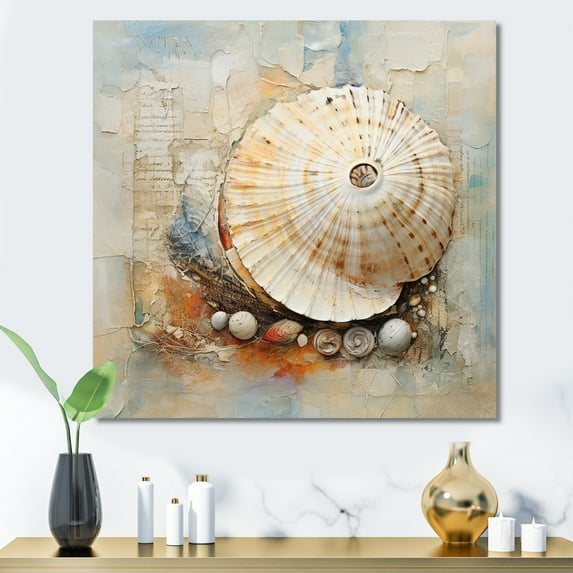 Designart "modern Seashell Treasures I" Animals Wall Decor