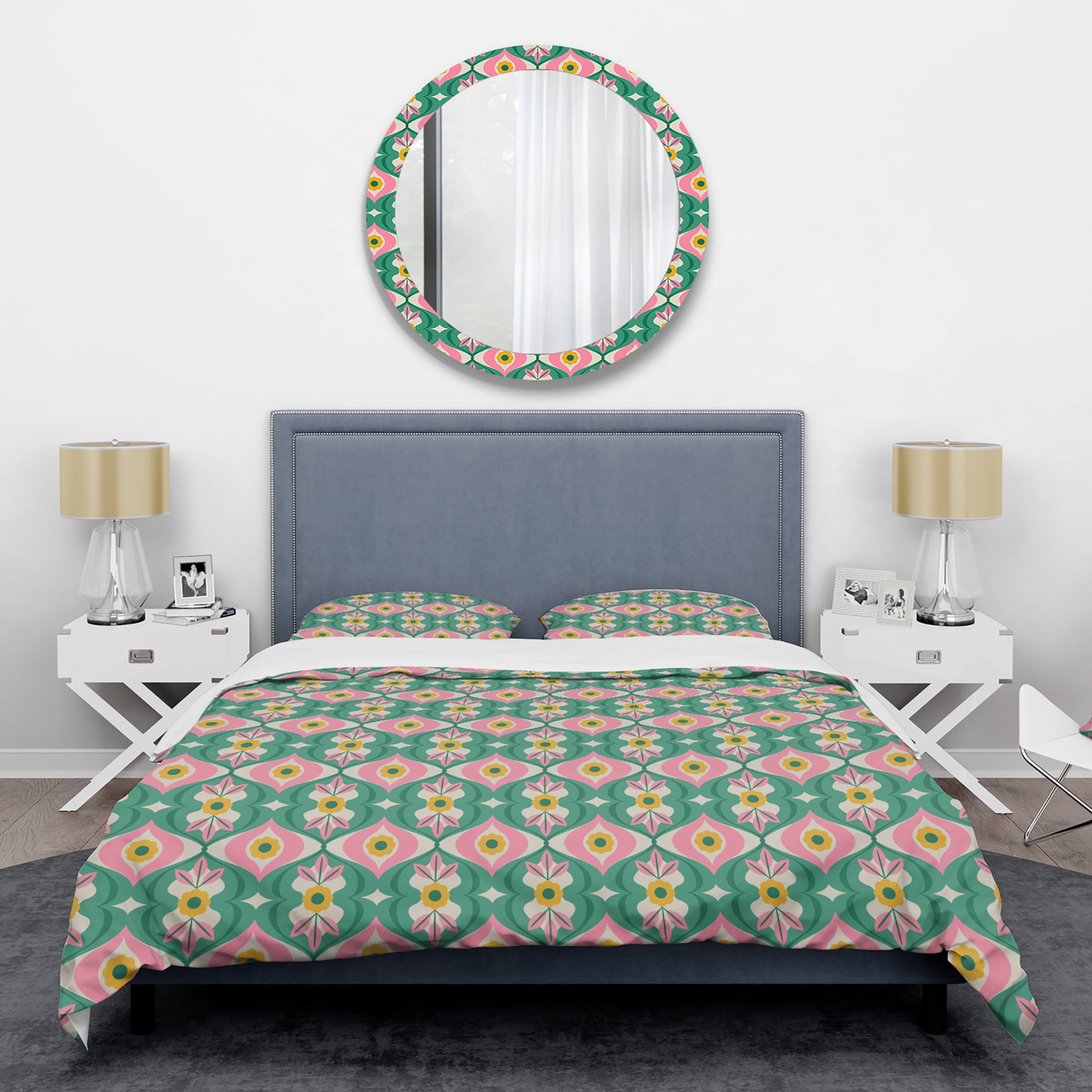 Designart 'retro pattern with flowers and leaves' Mid-Century Modern Duvet Cover Set