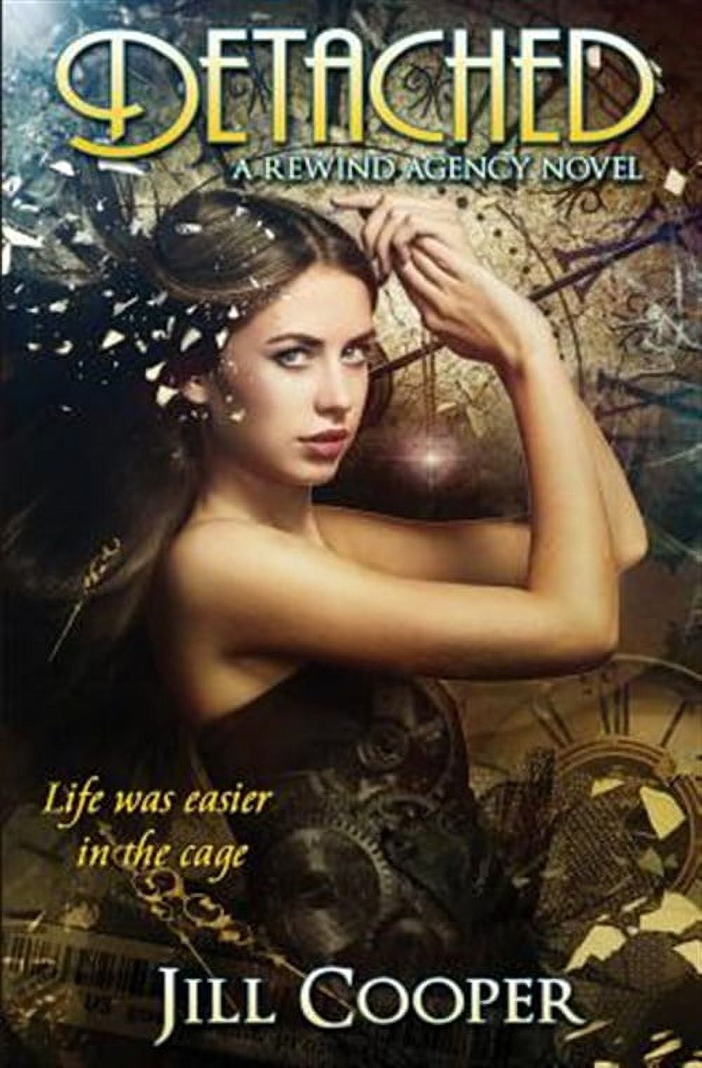 Detached : A Time Travel Thriller