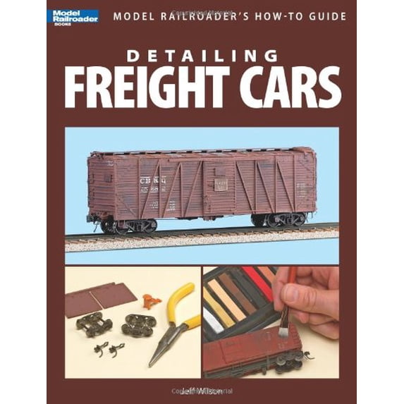 Pre-Owned Detailing Freight Cars Paperback