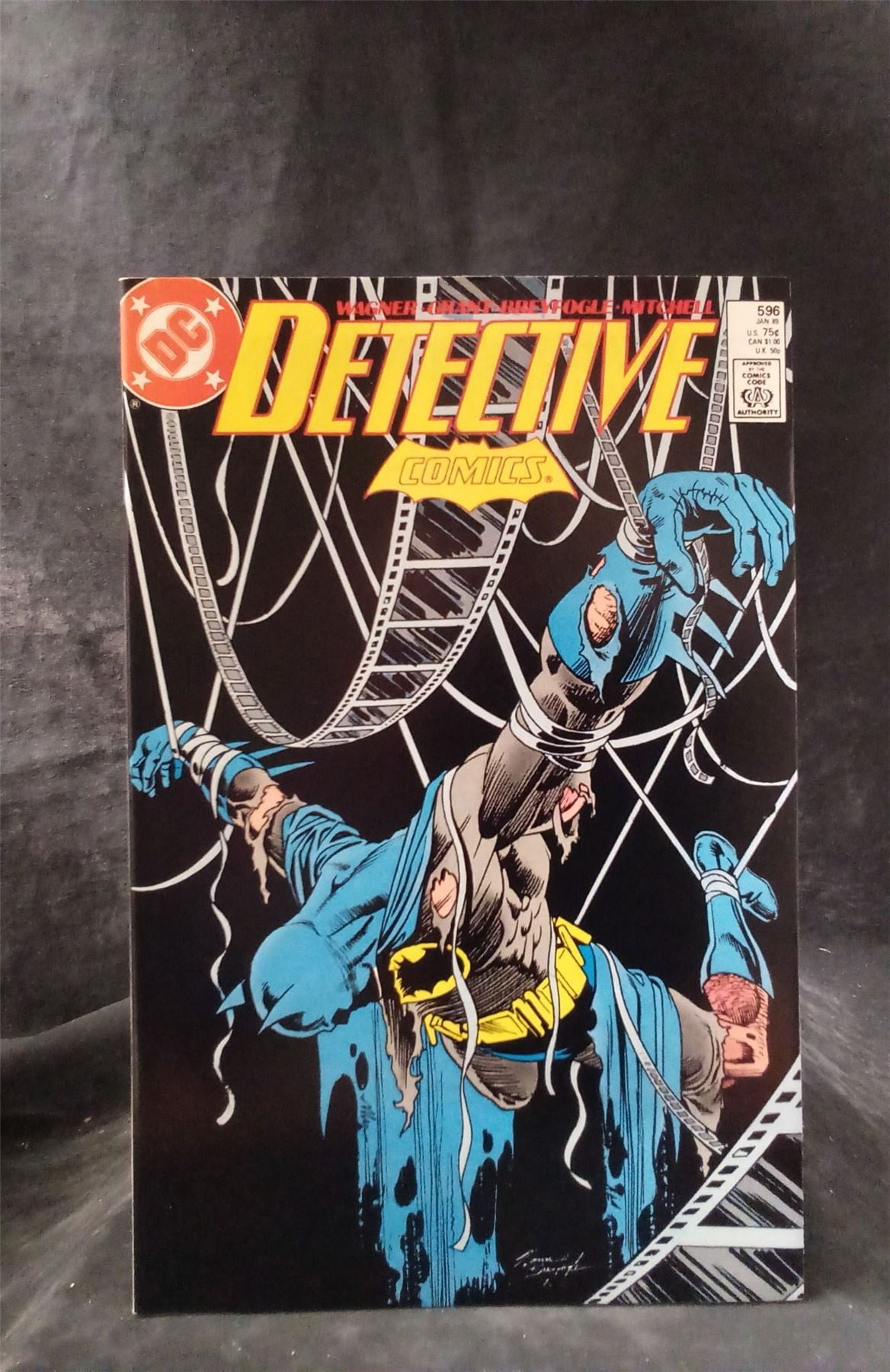 Pre-Owned Detective Comics #596 1989 DC Comics Comic Book - Walmart.com