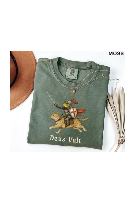 Deus Vult Catholic Funny Frog T-Shirt, Unisex Animal Humor Christian Tee, Latin Gen Z Humor Medieval Frog Tee, Funny Crusader Shirt
