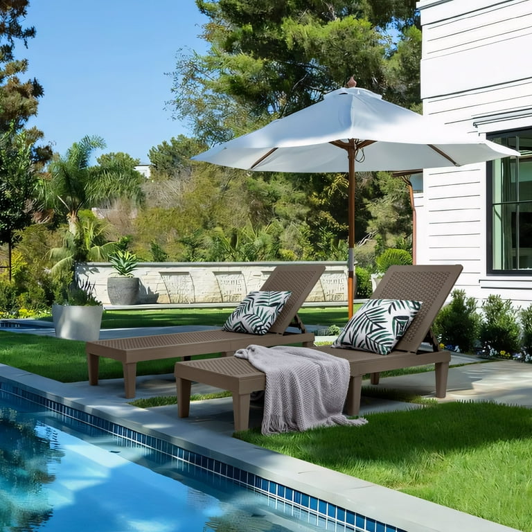 Devoko Set of 2 Outdoor Patio Chaise Lounge Chairs Rattan Style Multi angle Adjustable Back Light Brown