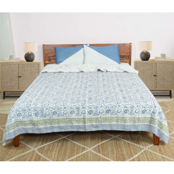 Dhaka International 100% Cotton Handmade Block Printed Bedspread | Lightweight Reversible Bed Cover for All Seasons - ( blue - 108x108 " King / king )