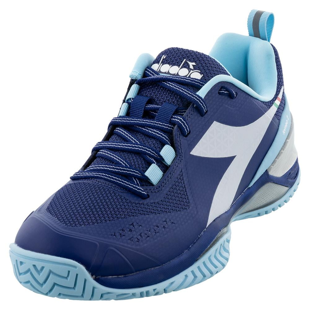 A diadora deals tennis shoes