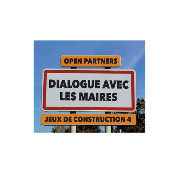 Dialogue avec les maires: Jeux de construction 4, (Paperback)