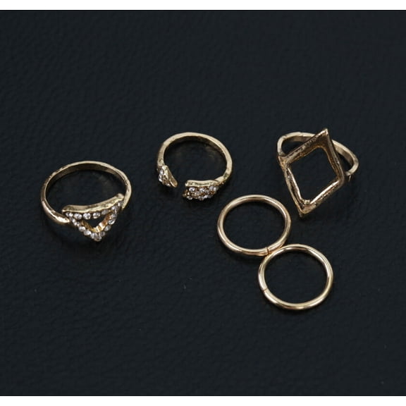 Womens Heart Shape Alloy Ring Set Diamond Arrow Rhombus and Triangle Joint Ring Design Fashion Jewelry Golden and Silver 5-Piece