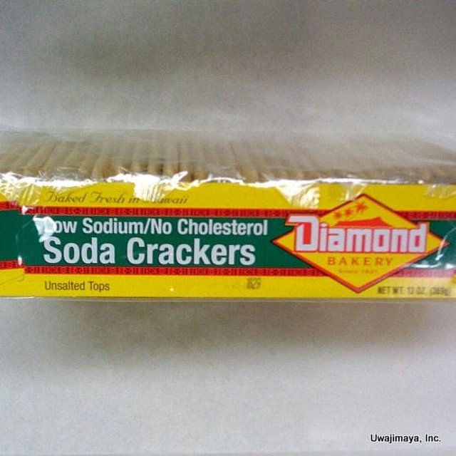 Diamond Bakery Low Sodium/No Cholesterol Soda Crackers (Unsalted Tops