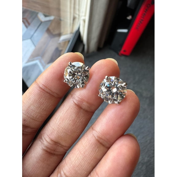Diamond Round Brilliant Cut Lab Grown Diamond Solitaire Stud Earrings,