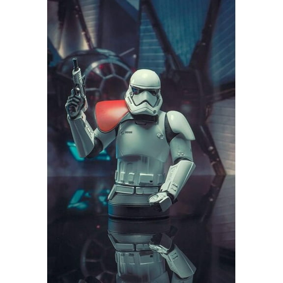 Diamond Select - Star Wars: The Force Awakens First Order Trooper Officer Bust Set (Net), Diamond Select, Gifts