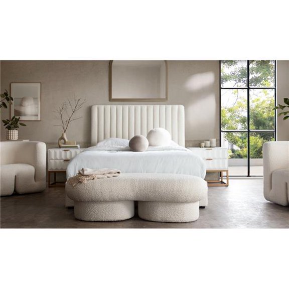 Diamond Sofa WAVEBEIV 57 x 27 in. Wave Boucle Fabric Curved Accent Bench, Ivory