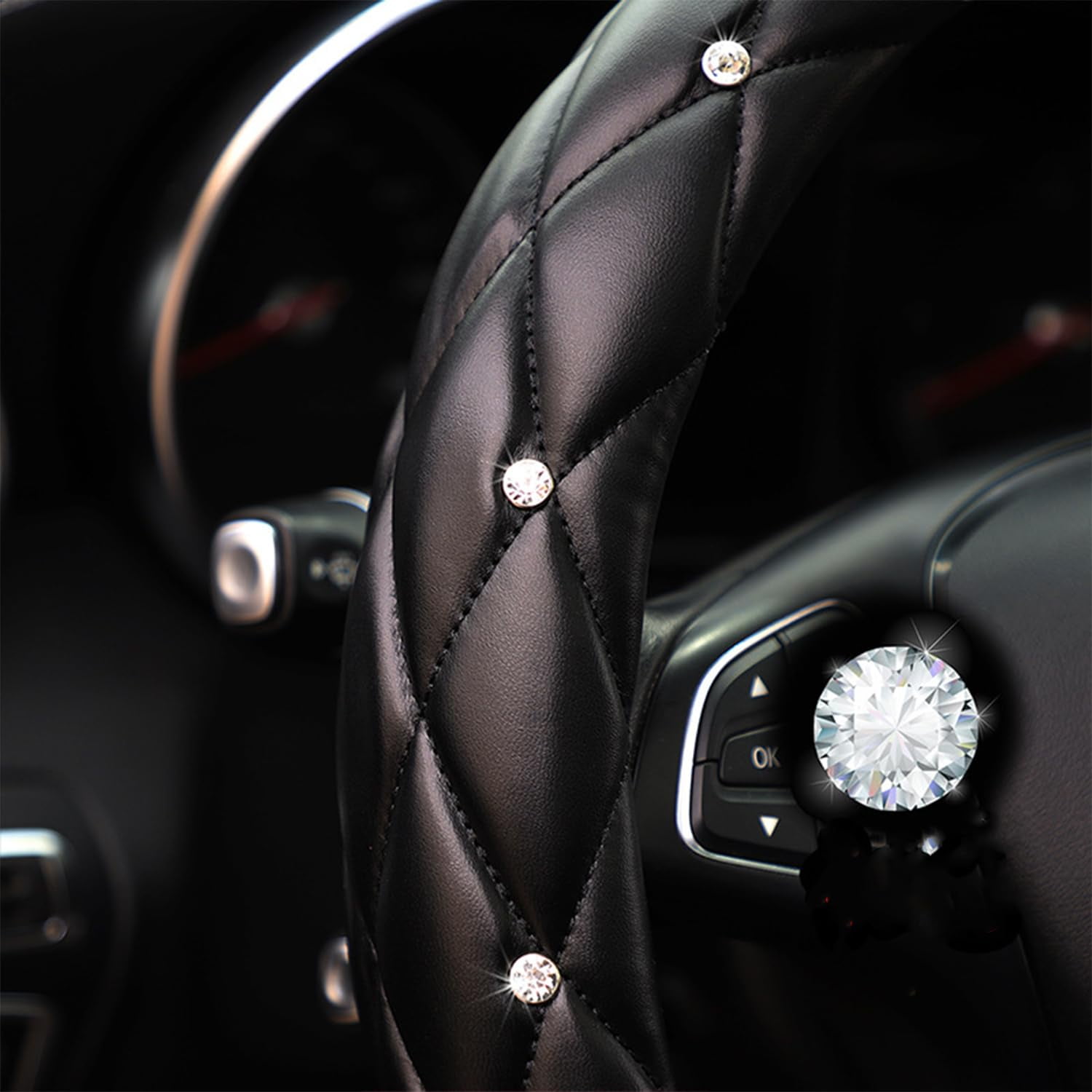 Diamond Soft Leather Anti-Slip Steering Wheel Cover, Stylish Wheel Cover, Cover for Vehicles, Sedans, SUVs, Vans, Trucks, Black