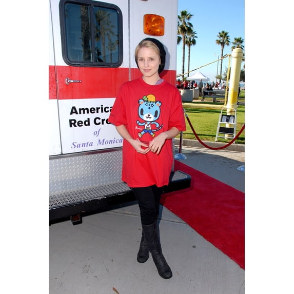 Dianna Agron In Attendance For Youth Run 4 Haiti Benefit For American Red Cross Haitian Earthquake Relief Santa Monica