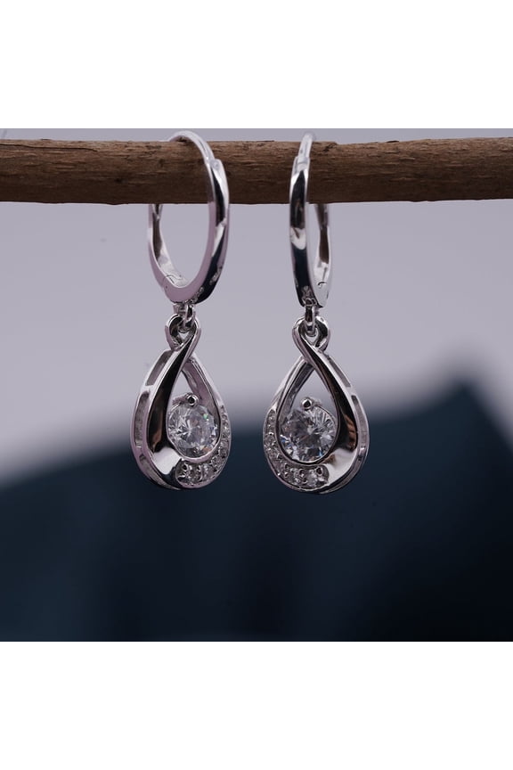 Pretty 14K White Gold Finish Round Cut Cubic Zirconia Dangle Lever Back Earrings