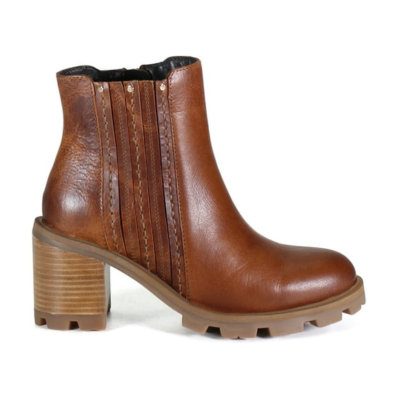 Diba True Womens Spice Berry Lug Round Toe Zippered  Ankle Boots