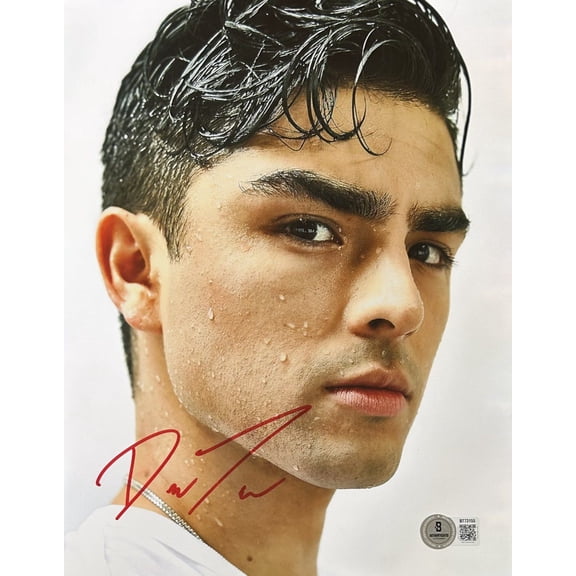 Diego Tinoco Signed Autograph 8x10 Beckett 2 On My Block Actor