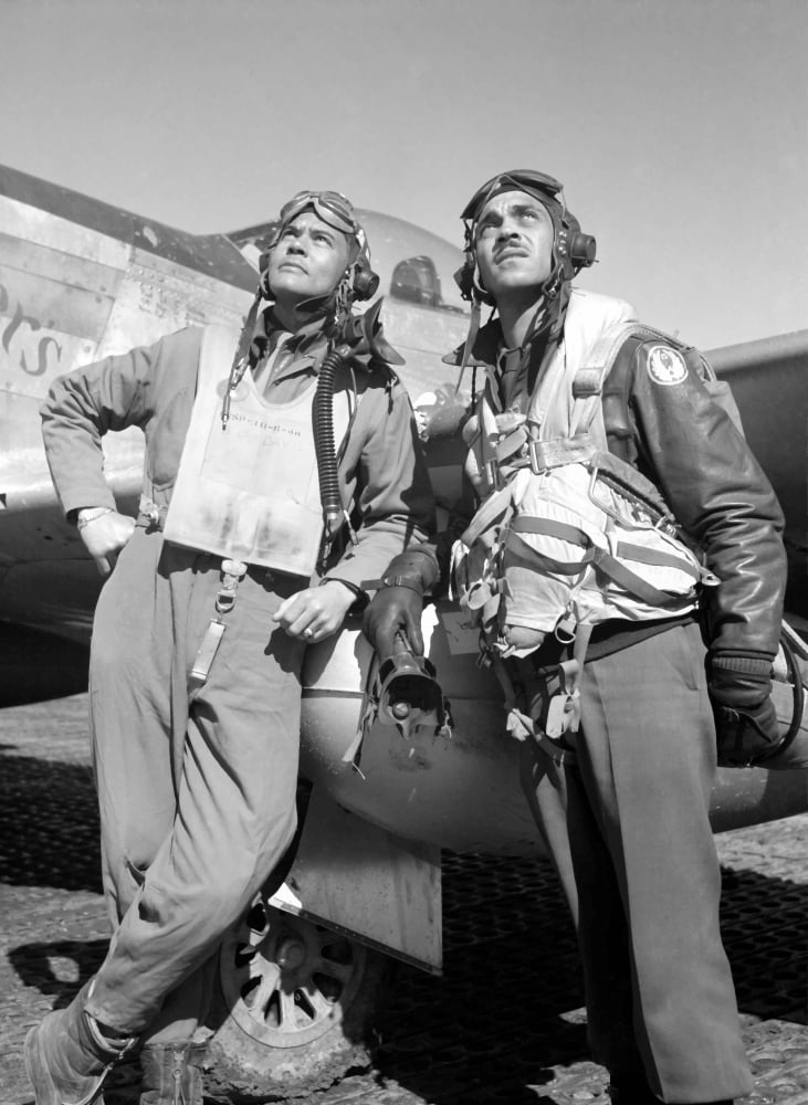 Digitally vector photo of Tuskegee Airmen posing with a P-51D aircraft Canvas Art - John ParrotStocktrek Images (13 x 17)