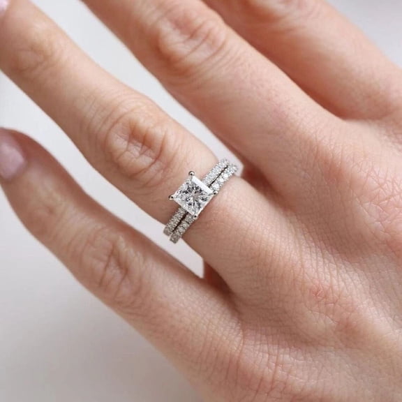 Diiro 2PCS Princess Cut Moissanite Bridal Set, 925 Sterling Silver Engagement Ring and Wedding Band for Women