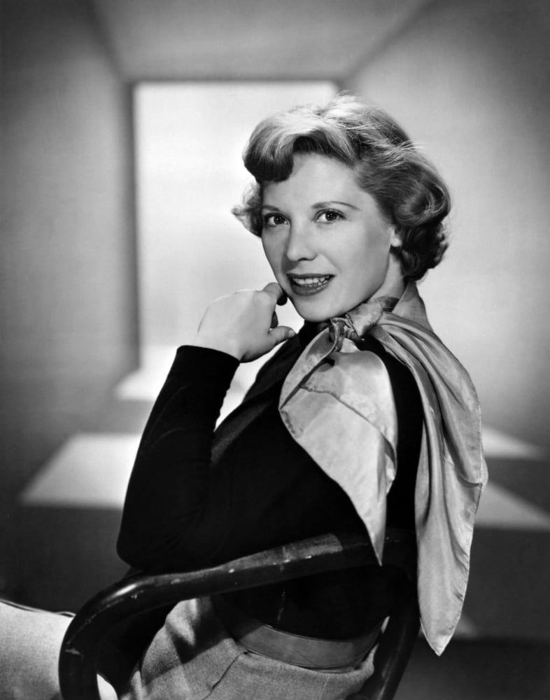 Dinah Shore Canvas Art - (16 x 20)