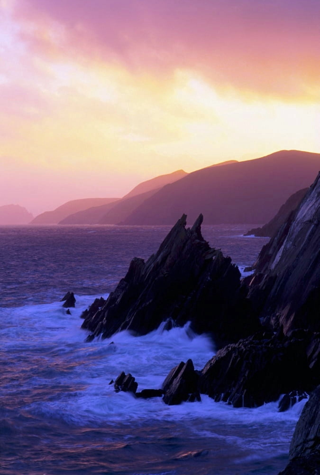 Dingle Peninsula Co Kerry Ireland Atlantic Coast Of Ireland Canvas Art - The Irish Image Collection Design Pics (12 x 19)
