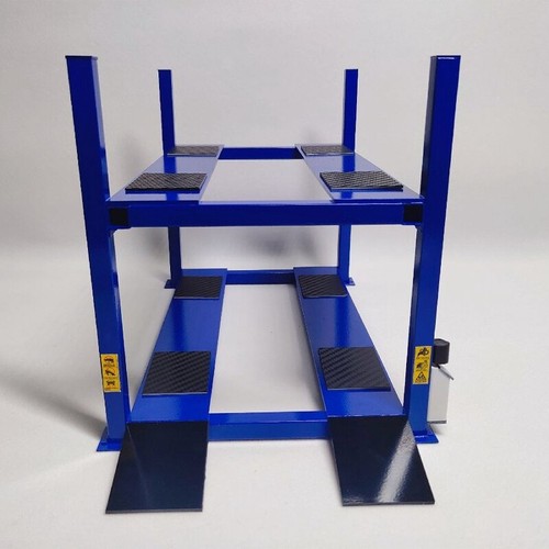 Prop Lifter Diorama 1:64 Two Layer Model Car Lifter Model, Garage Workshop Repair ...