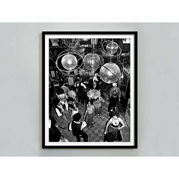 Disco Party Print Black And White Vintage Poster Retro Wall Art Disco Ball Decor Boho Chic Wall Art Mirror Ball 80S Wall Art