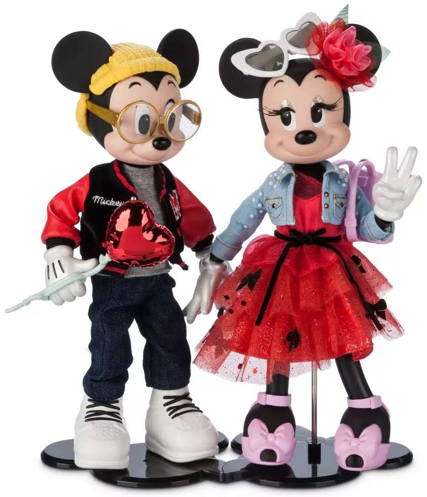 Disney 2022 Mickey and Minnie Limited Edition Valentine's