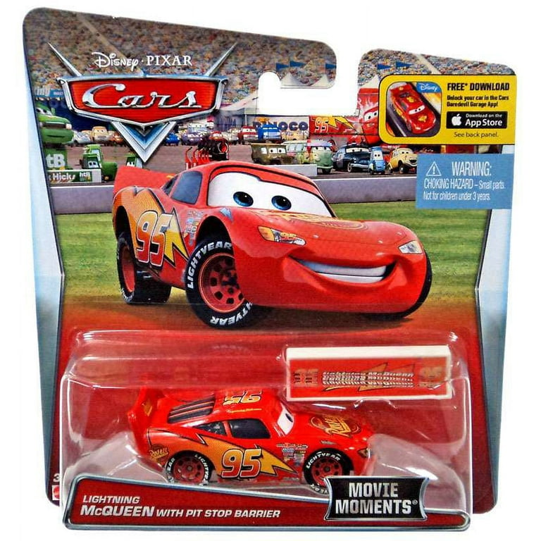 Disney Cars Movie Moments Lightning McQueen Diecast Car [with Pit Stop  Barrier] 