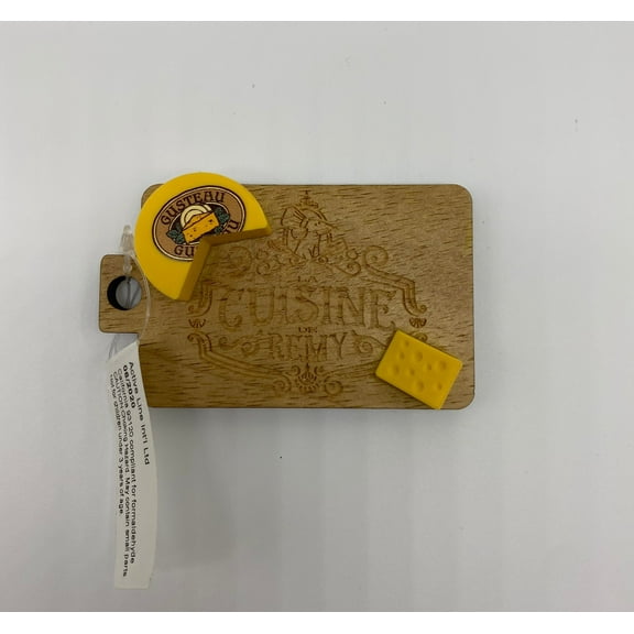 Disney Epcot Remys Ratatouille Adventure Wooden Cheese Board Magnet