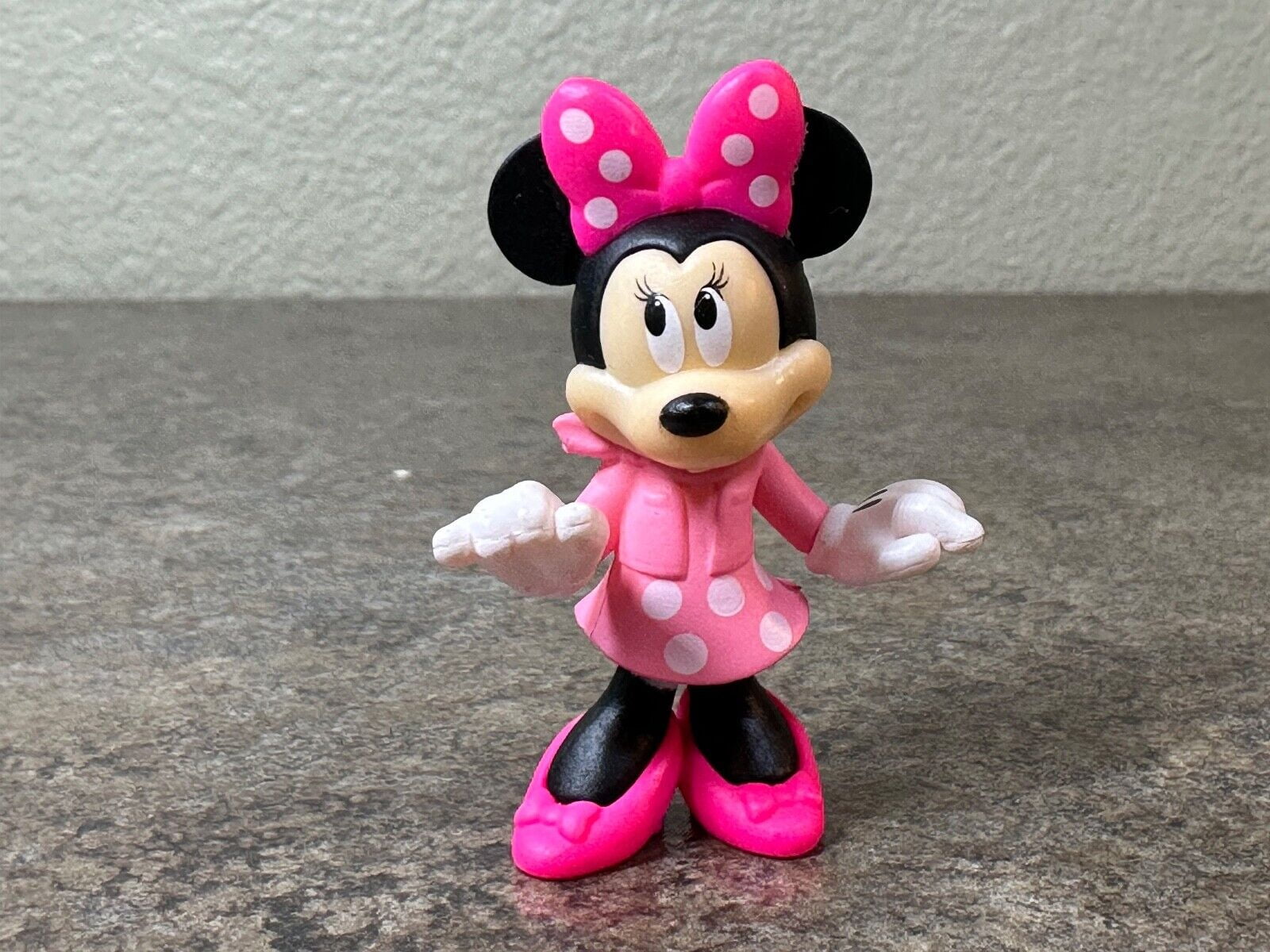 Disney Junior Minnie Mouse Mini Figure Just Play Collection Cake Topper ...