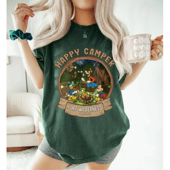 Disney Mickey and Friends Fort Wilderness Happy Camper T-Shirt, WDW Campground Tee Disneyland Family Matching, Family Camping Matching Tee,Forest Green color,size XL