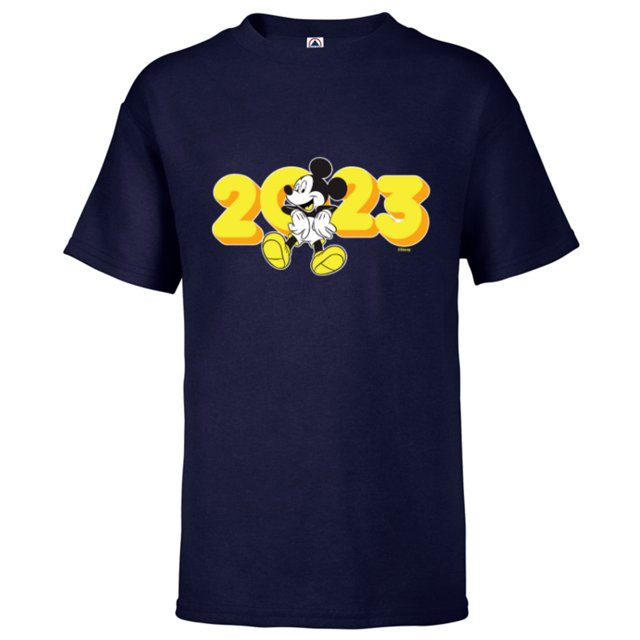 Disney Mickey Mouse Class of 2023 Graduation Hangin’ Out Short Sleeve Mickey Mouse Class Of 2025 Shirt