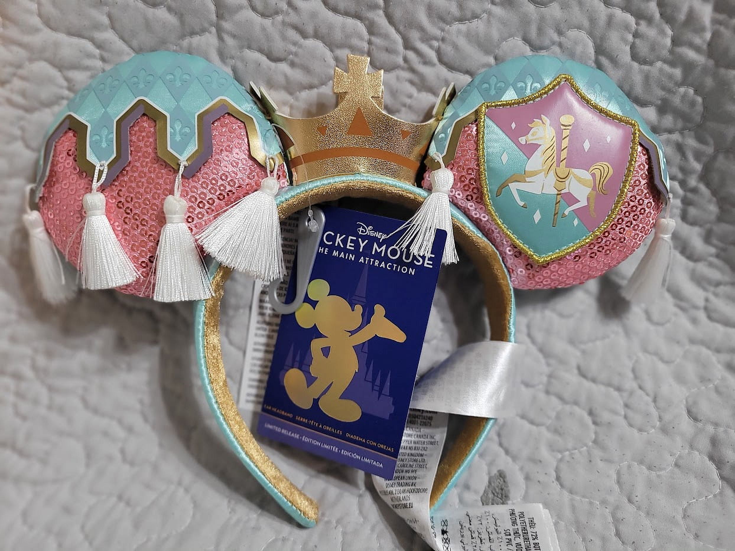 Disney Mickey Mouse Main Attraction King Arthur Carousel  display picture 2