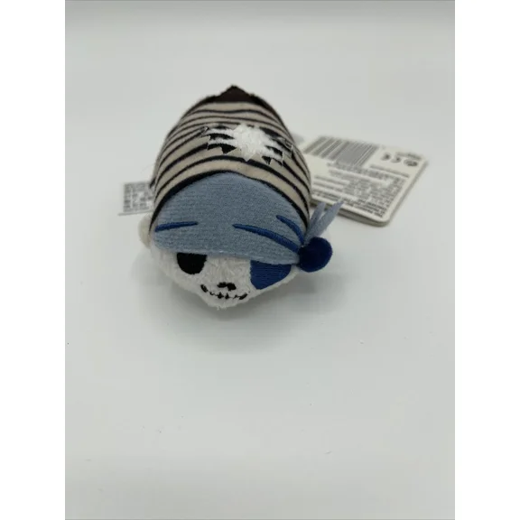 Disney Parks 2016 Pirates of the Caribbean Skeleton Tsum Tsum Mini Plush