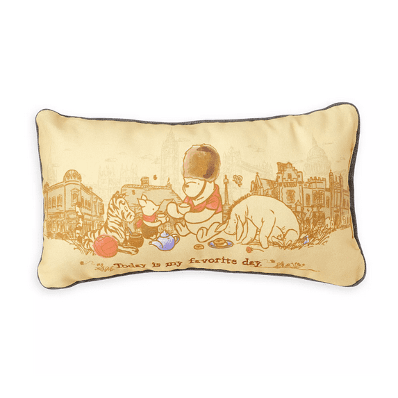 Disney Parks Epcot United Kingdom Winnie the Pooh Pals Classic Throw Blanket New