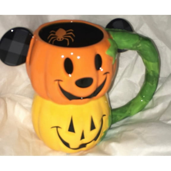 Disney Parks Mickey Pumpkin Trick or Treat Halloween 2021 Ceramic Coffee Mug New