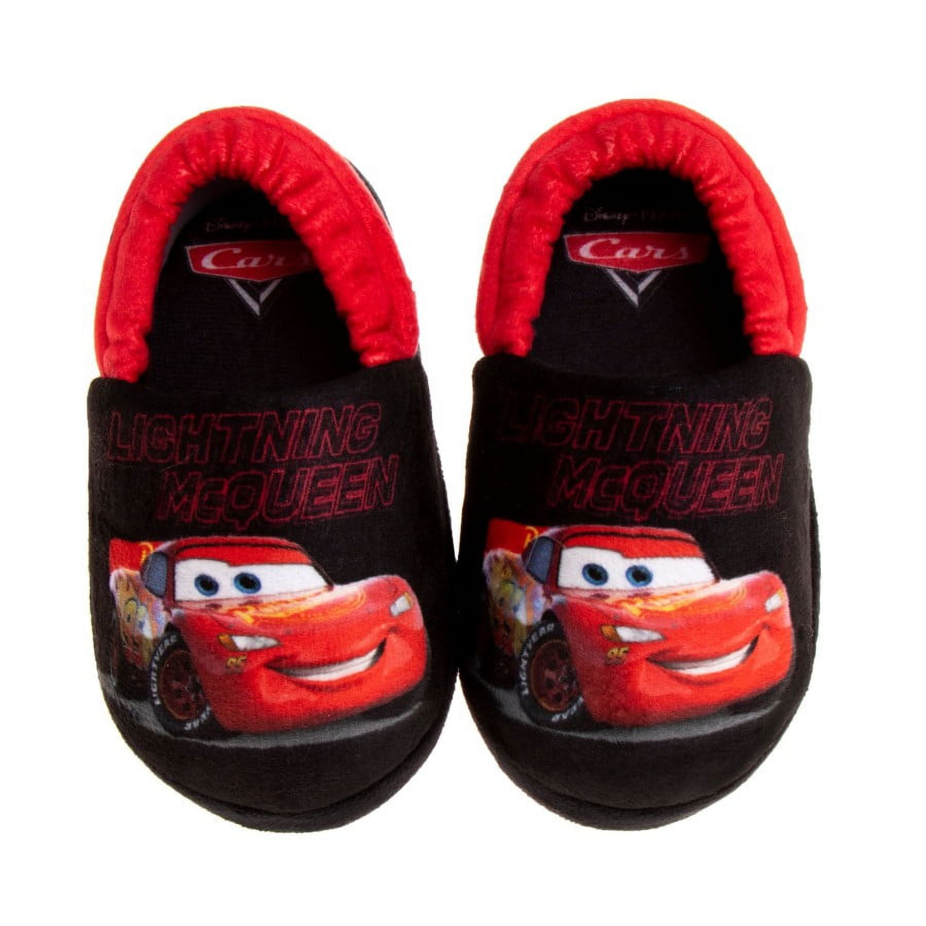 Lightning mcqueen hotsell slippers walmart
