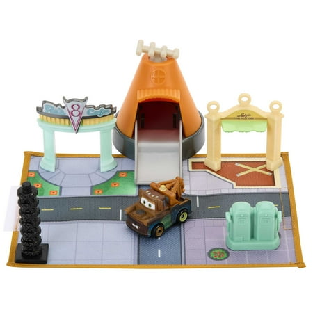 Disney Pixar Cars Mini Racers Radiator Springs on-the-Go Playset with 1 Mini Toy Car & Case